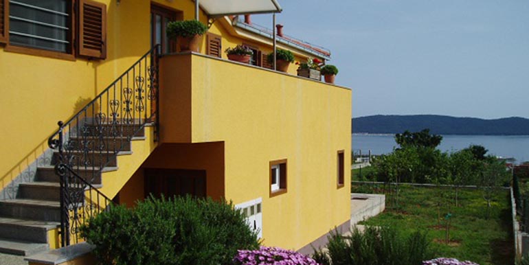 Sonnige Villa in Kastel Gomilica