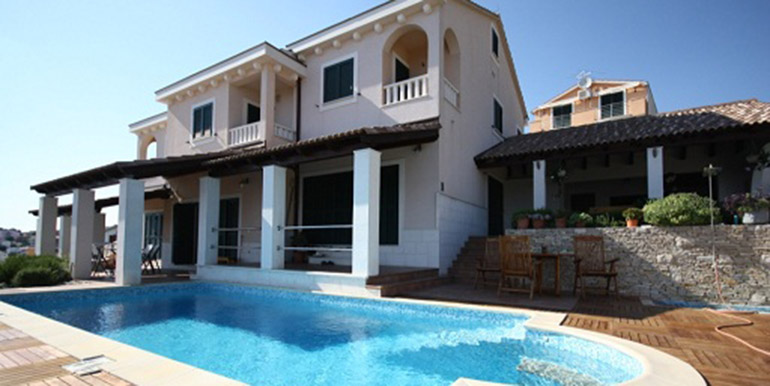 Schöne Villa in der Nähe von Trogir  (9)
