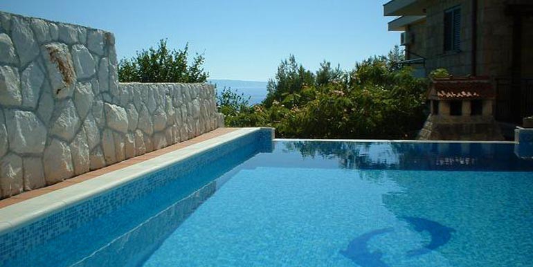 Wunderschöne-Villa-mit-Pool-in-der-Nähe-von-Split-(9)